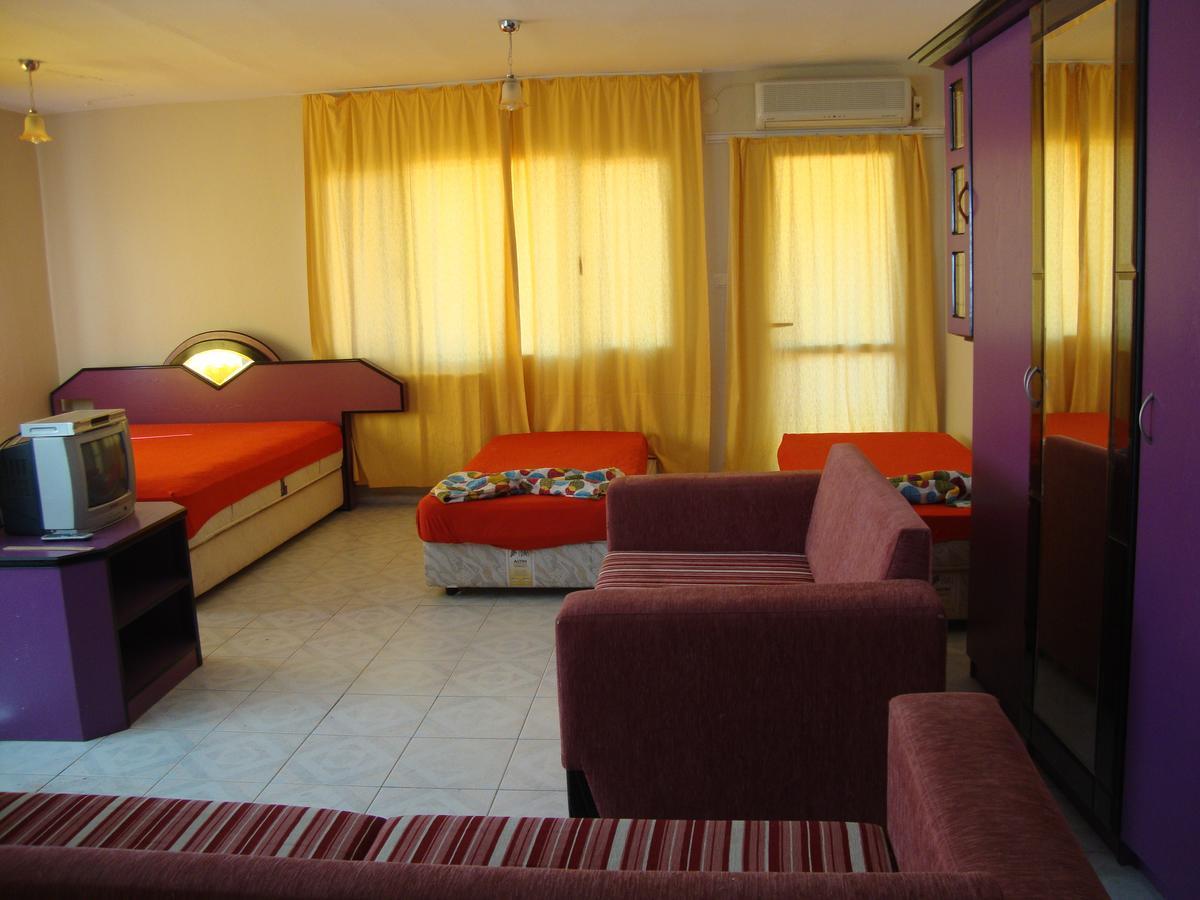 Degerli Motel Seferihisar Exterior photo